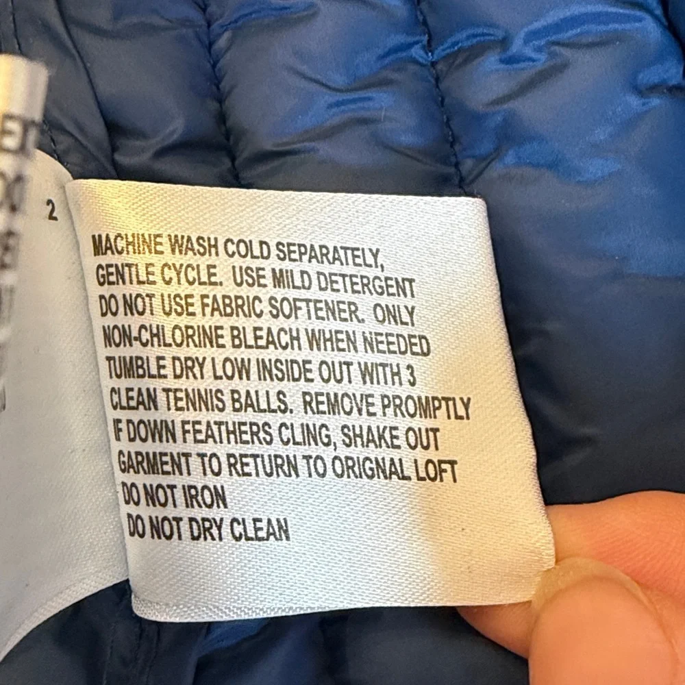 Michael Kors Women's Large Navy Ultra Lightweight Winter Jacket